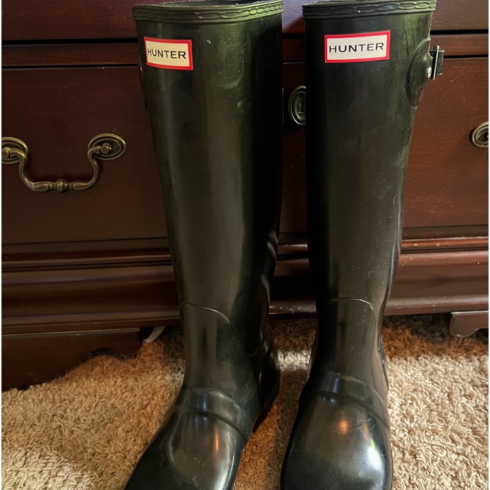 Hunter Tall Black Rain Boots. Used in original box.